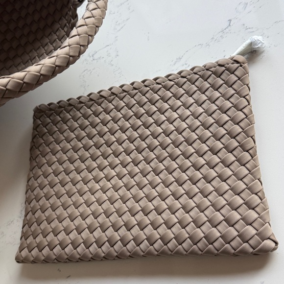 Naghedi St. Barths Large Tote Bag Color Cashmere NWT - Picture 9 of 12